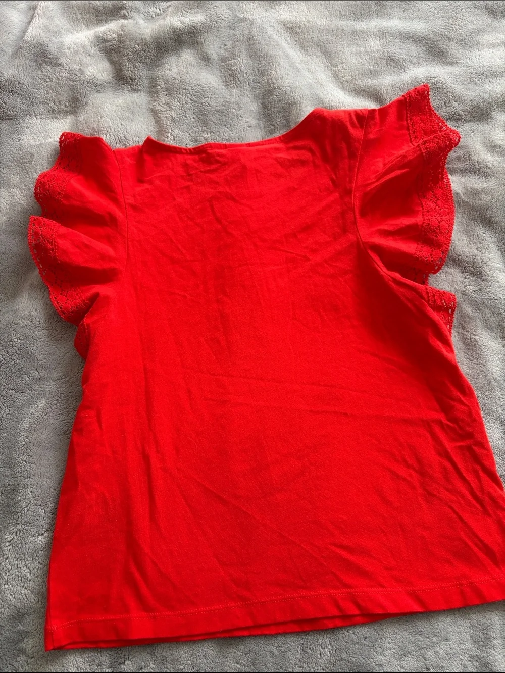 NEW! H&M Bright Red XS Flutter Sleeve Tee